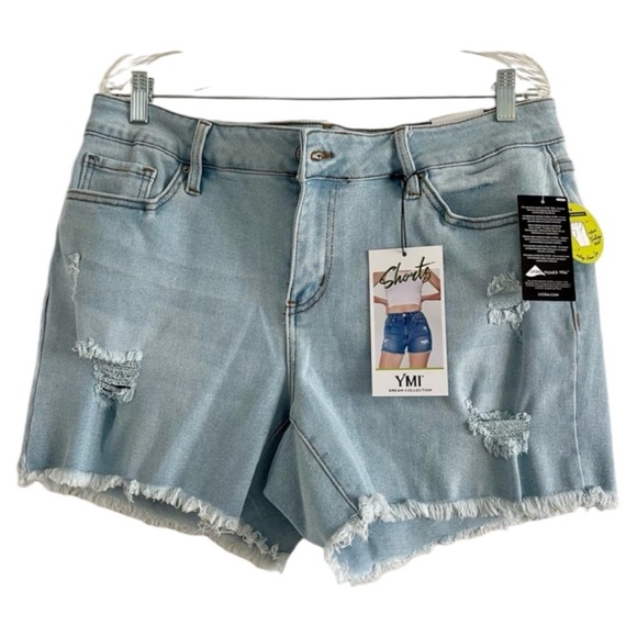 (NWT) YMI Dream Authentic Women’s Blue LightWash Distressed DenimShorts-16 & 20 - Picture 1 of 10